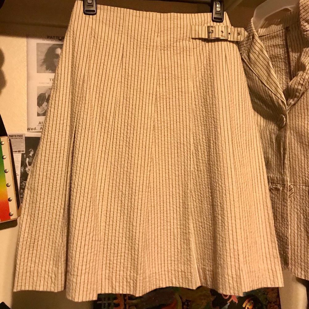 Vintage matching skirt and blazer!